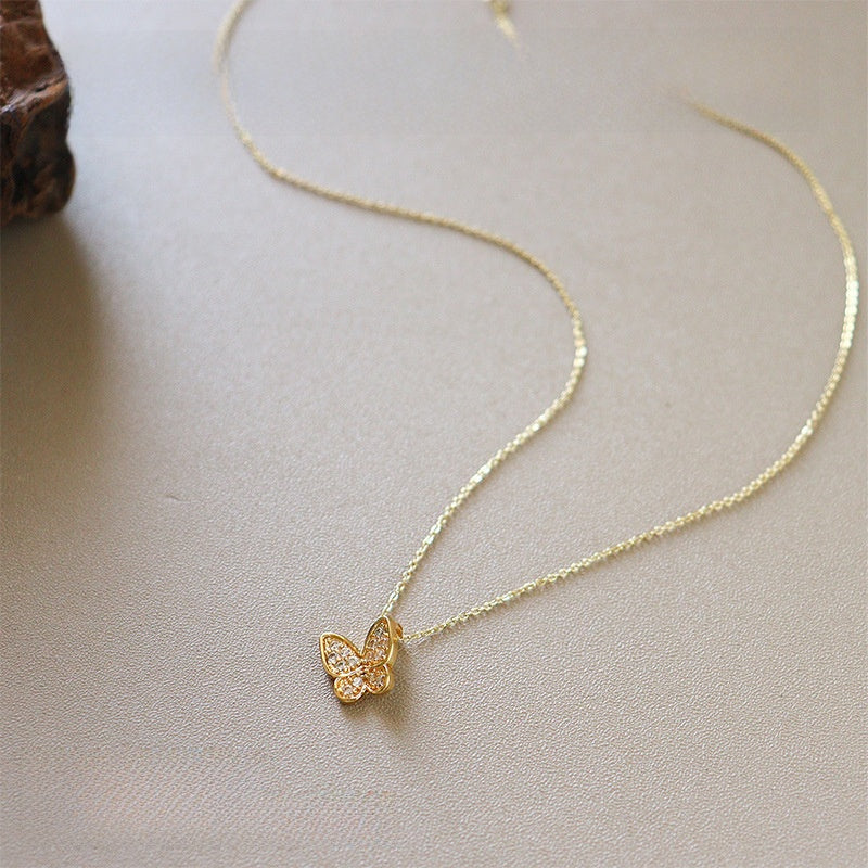Geometric Beading Necklace For Women With Copper Pendant And Beaded Chain In Colour