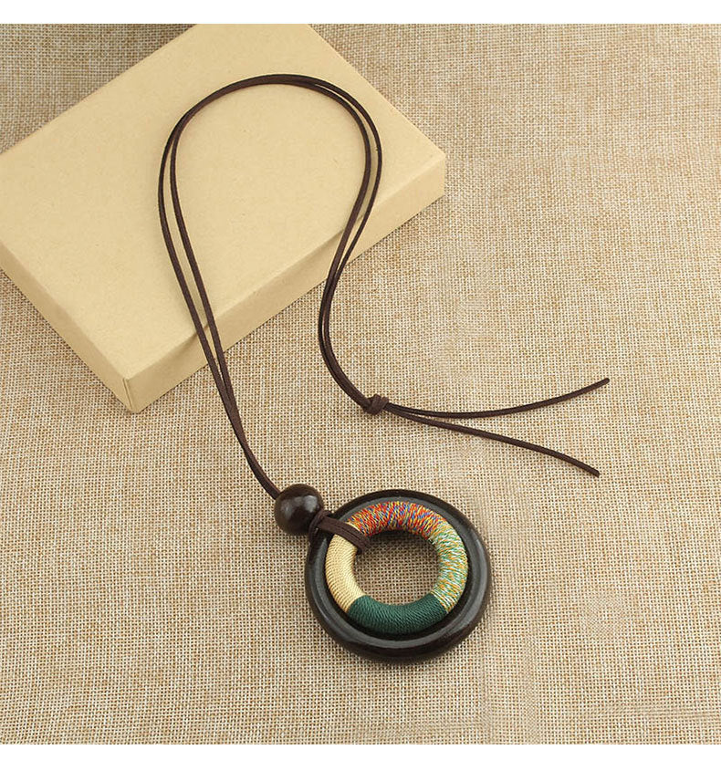 Handmade Vintage Style Multicolor Wood Circle Pendant Necklace For Women With Twisted Rope Chain