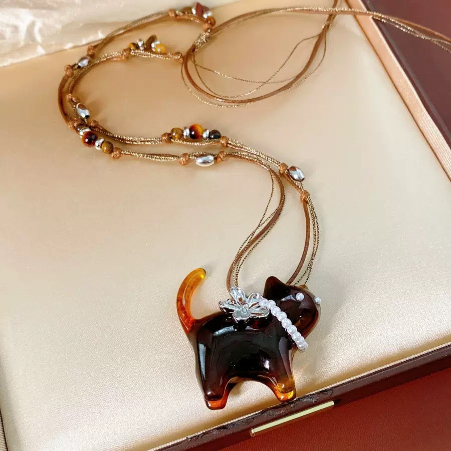 Long Cat Pattern Necklace For Women With Glass Braid And Woven Rope Chain Featuring Resin Pendant