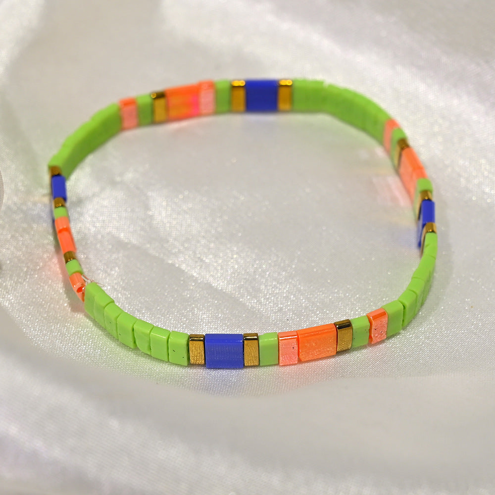 Ethnic Style Quadrilateral Beaded Bracelet For Women In Glass Color Featuring Glass Inlay Material