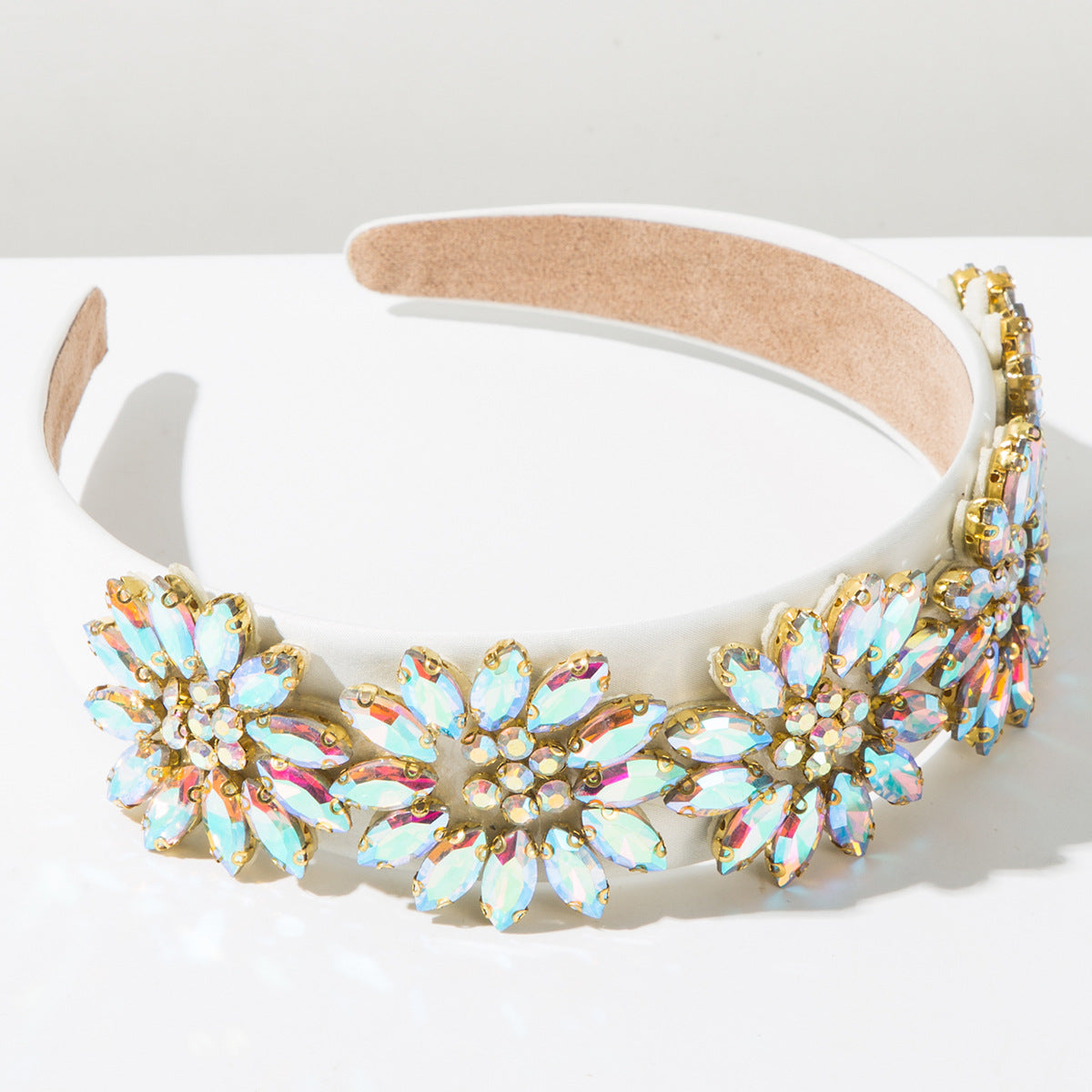 Baroque Style Flowers Jewelry Headband For Women In White Alloy With Rhinestone Inlay