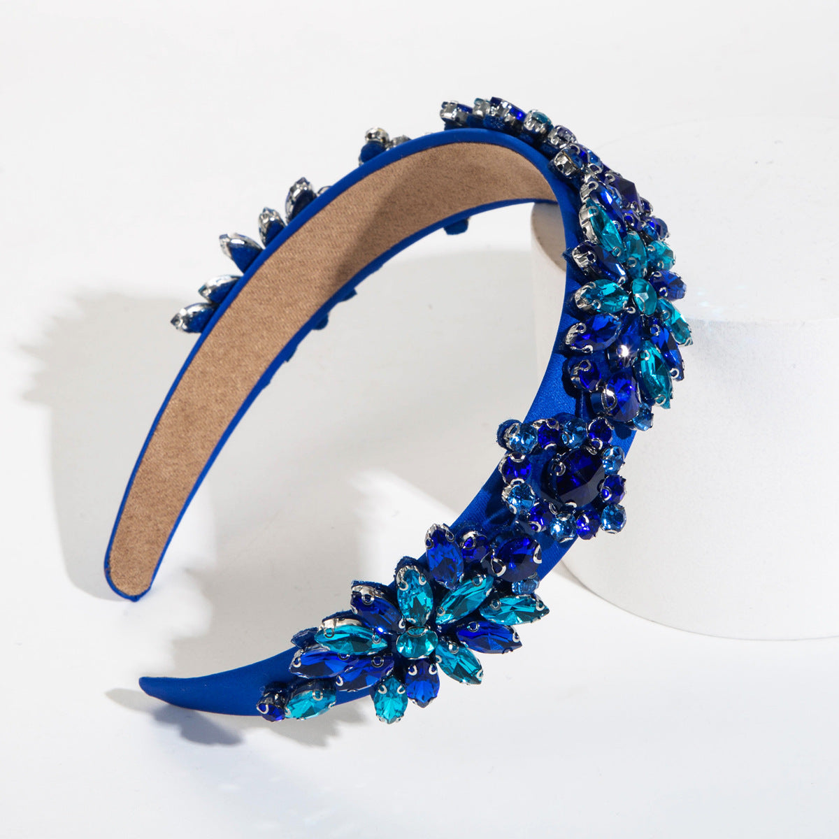 Elegant Geometric Jewelry Headband For Women With Green Rhinestones Inlay
