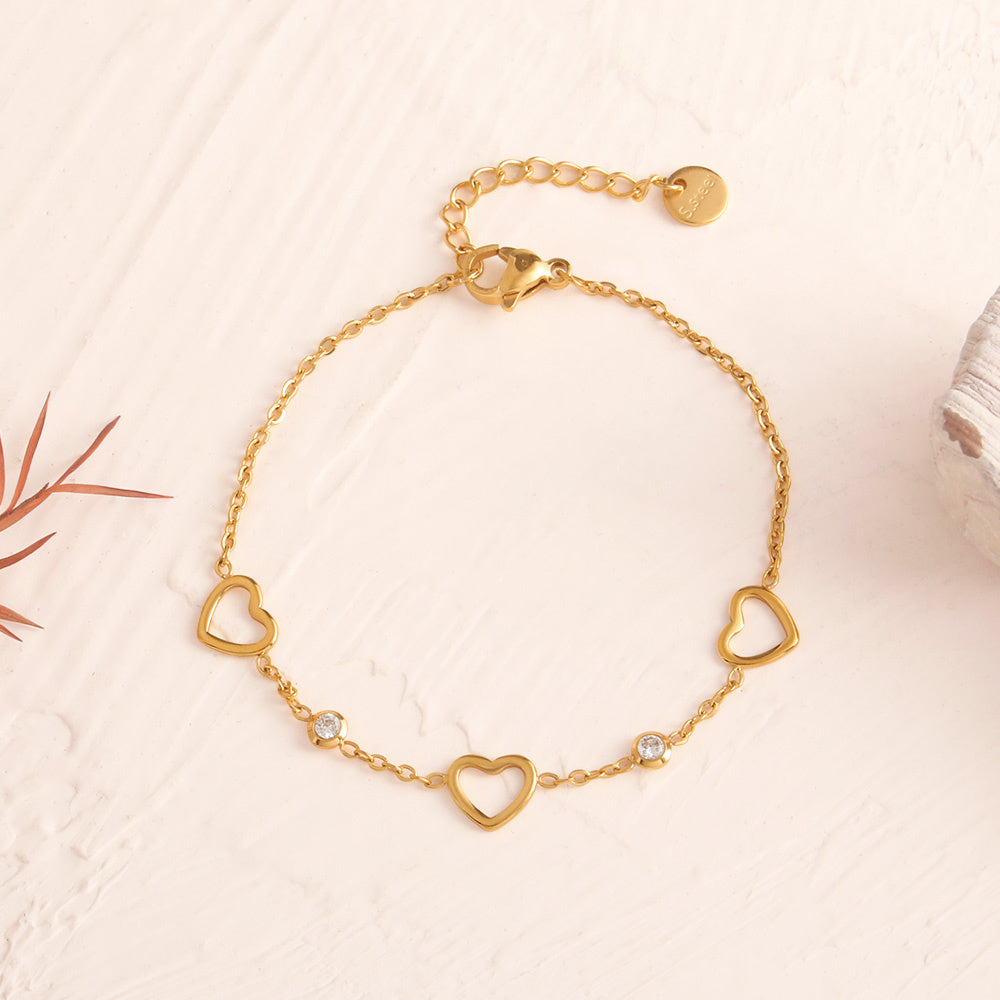 Heart Shape Waterproof Non Tarnish Bracelets For Adults In 304 Stainless Steel With PVD Coated 0.03µm-0.05µm Thickness Cable Chain