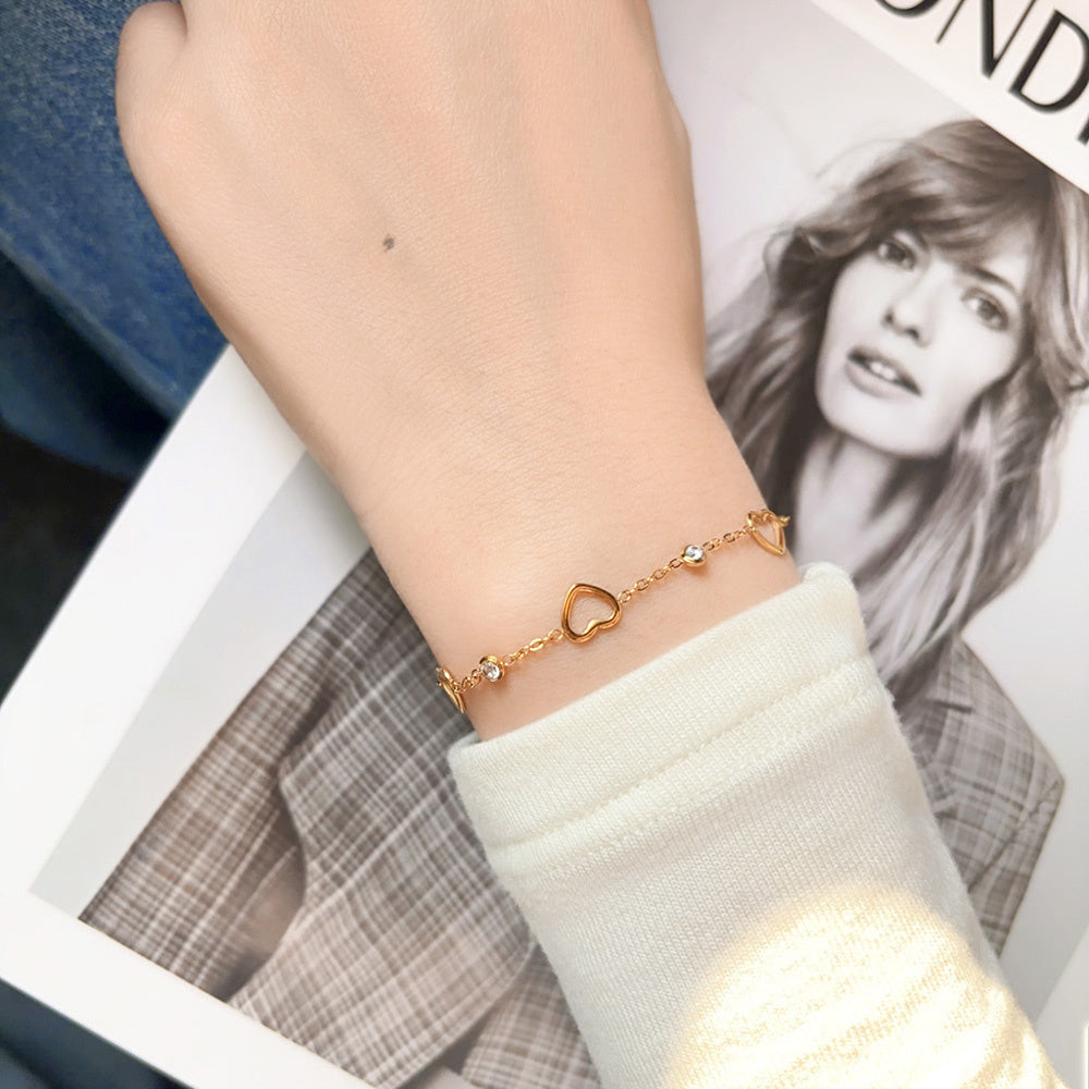 Heart Shape Waterproof Non Tarnish Bracelets For Adults In 304 Stainless Steel With PVD Coated 0.03µm-0.05µm Thickness Cable Chain