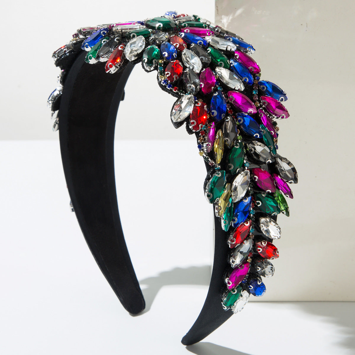 Round Baroque Style Jewelry Headband For Women In Dyed Black Featuring Glass And Rhinestones