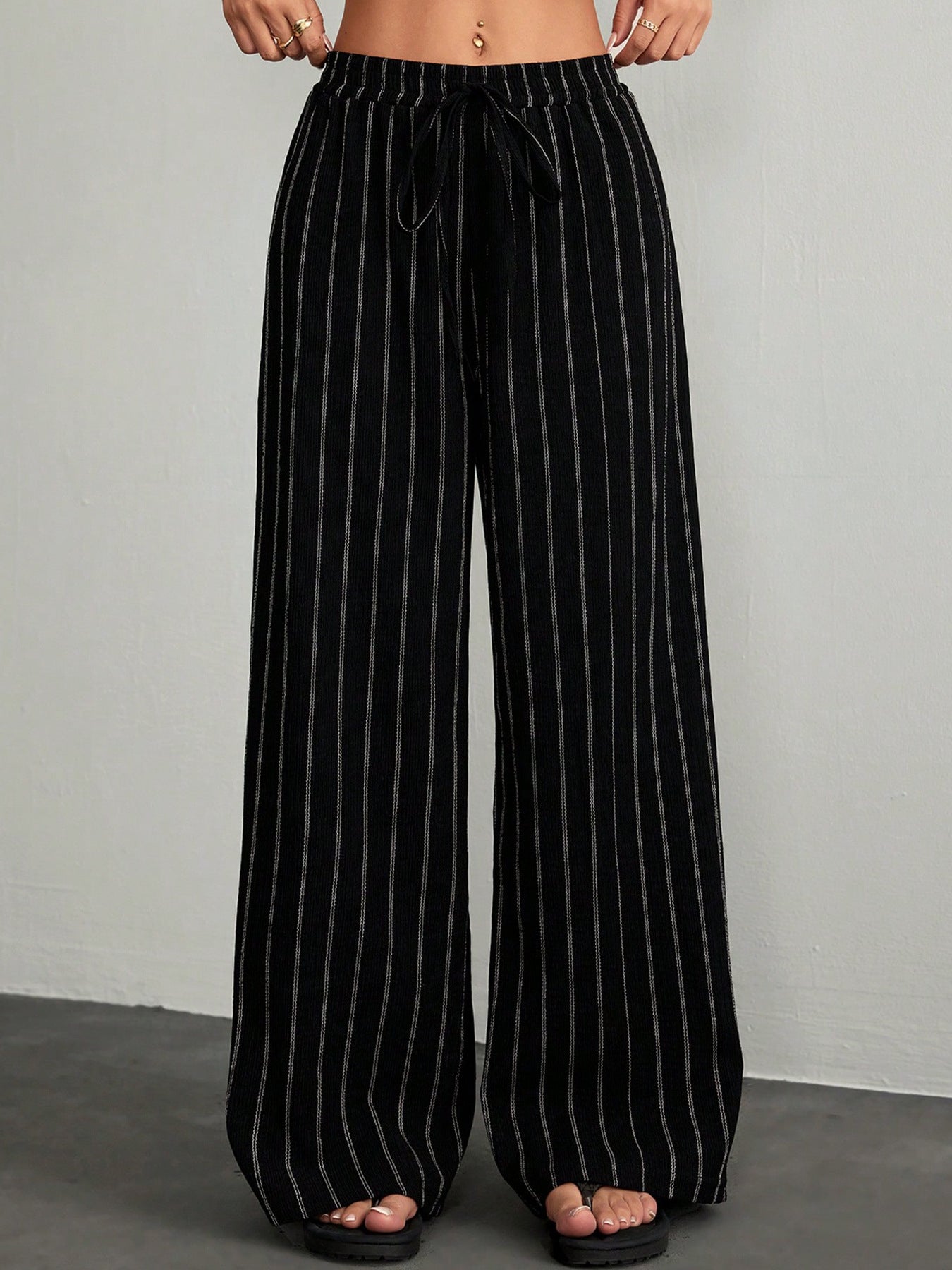 Casual Stripe Wide Leg Pants With Elastic Waist In Full Length, Made From Comfortable Polyester Fabric