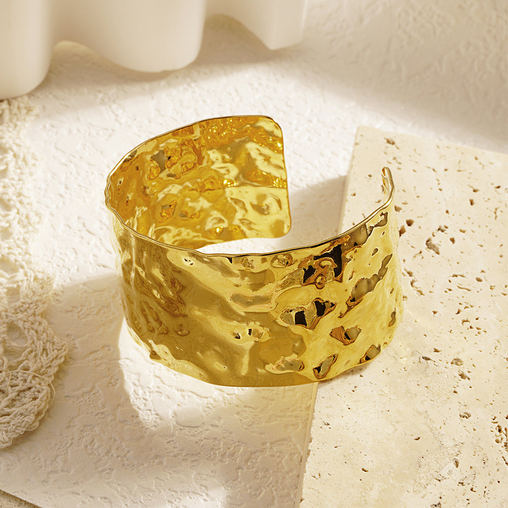 Handmade C Shape Bangle For Women In 304 Stainless Steel With 18K Real Gold Plated PVD Coating 0.03µm-0.05µm Thickness