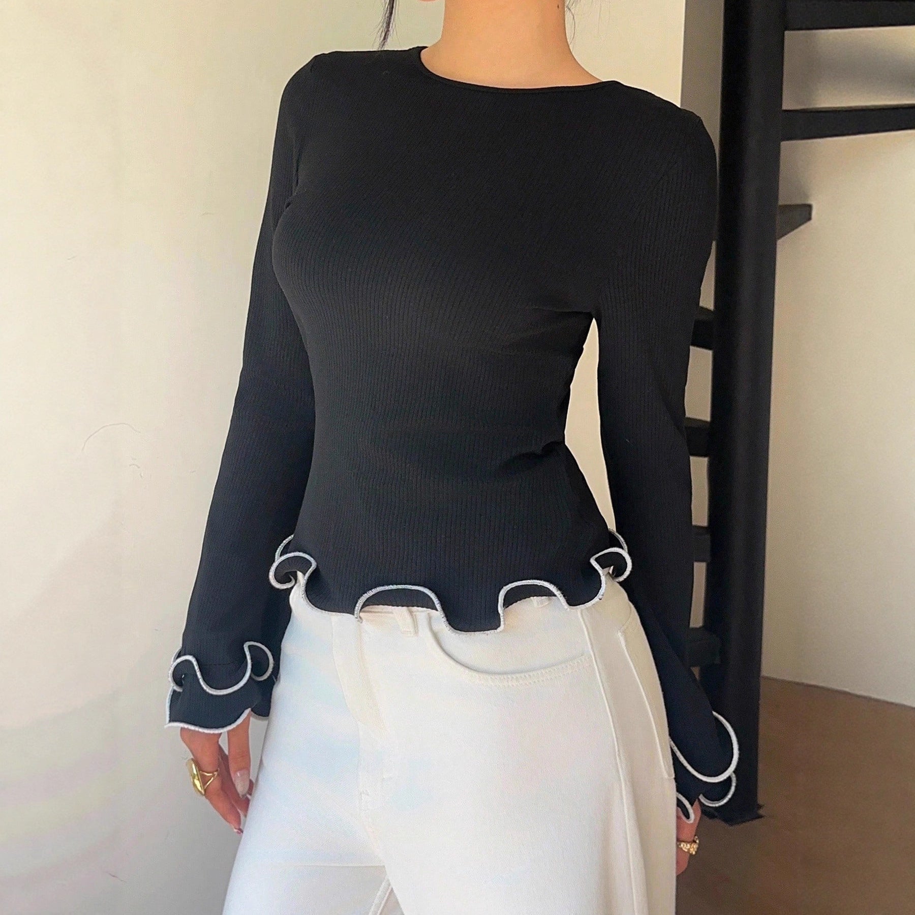 Color Block Casual Long Sleeve T-shirt In Polyester Featuring Side Of Fungus Craft