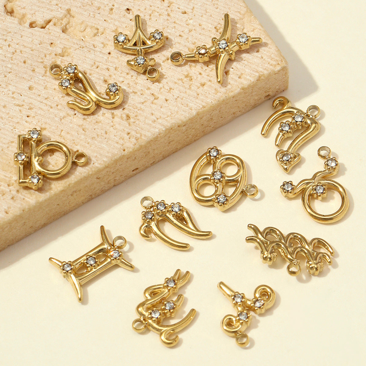 Constellation Pendant Set Of 3 PCS With 0.03µm-0.05µm Thick 18K Real Gold Plated Electroplated PVD Coated 304 Stainless Steel