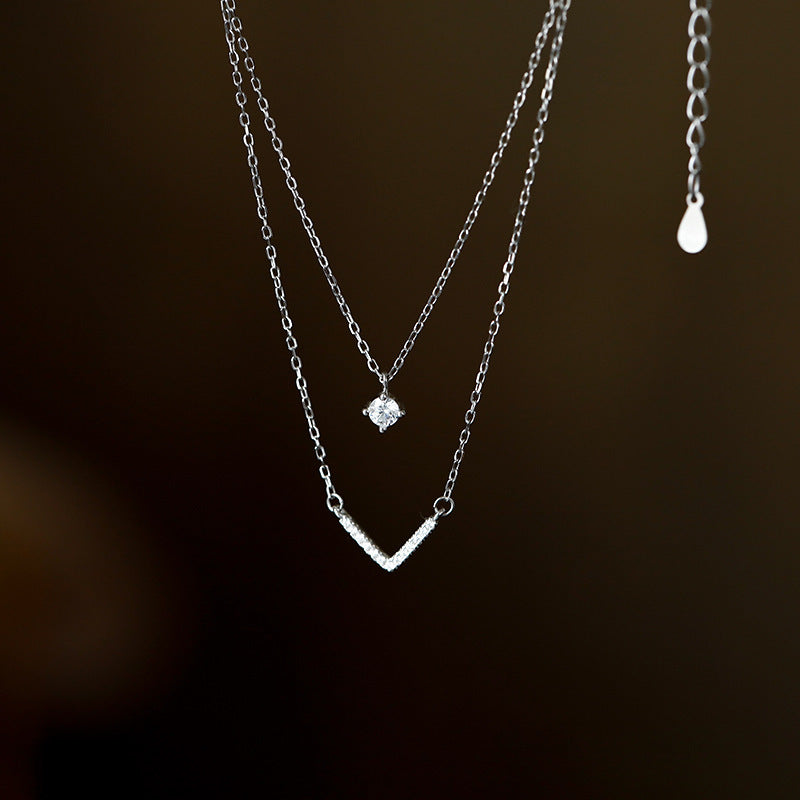New Style Gold Letter Necklace For Women With Zircon Inlay On Copper Cable Chain
