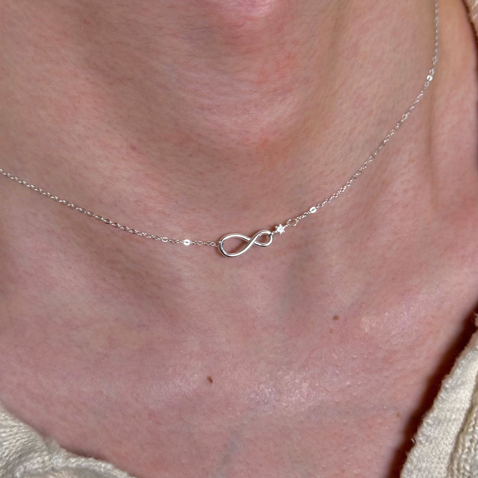 Infinity Silver Copper Necklace For Women In Simple Style With Zircon Inlay And Cable Chain