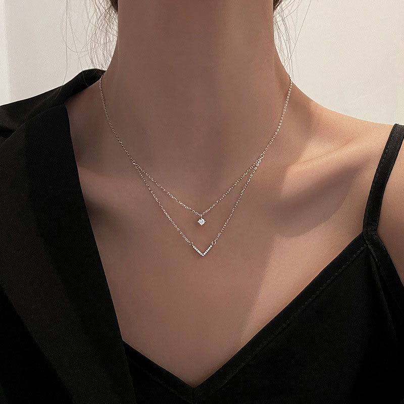 New Style Gold Letter Necklace For Women With Zircon Inlay On Copper Cable Chain