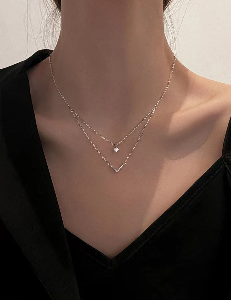 New Style Gold Letter Necklace For Women With Zircon Inlay On Copper Cable Chain