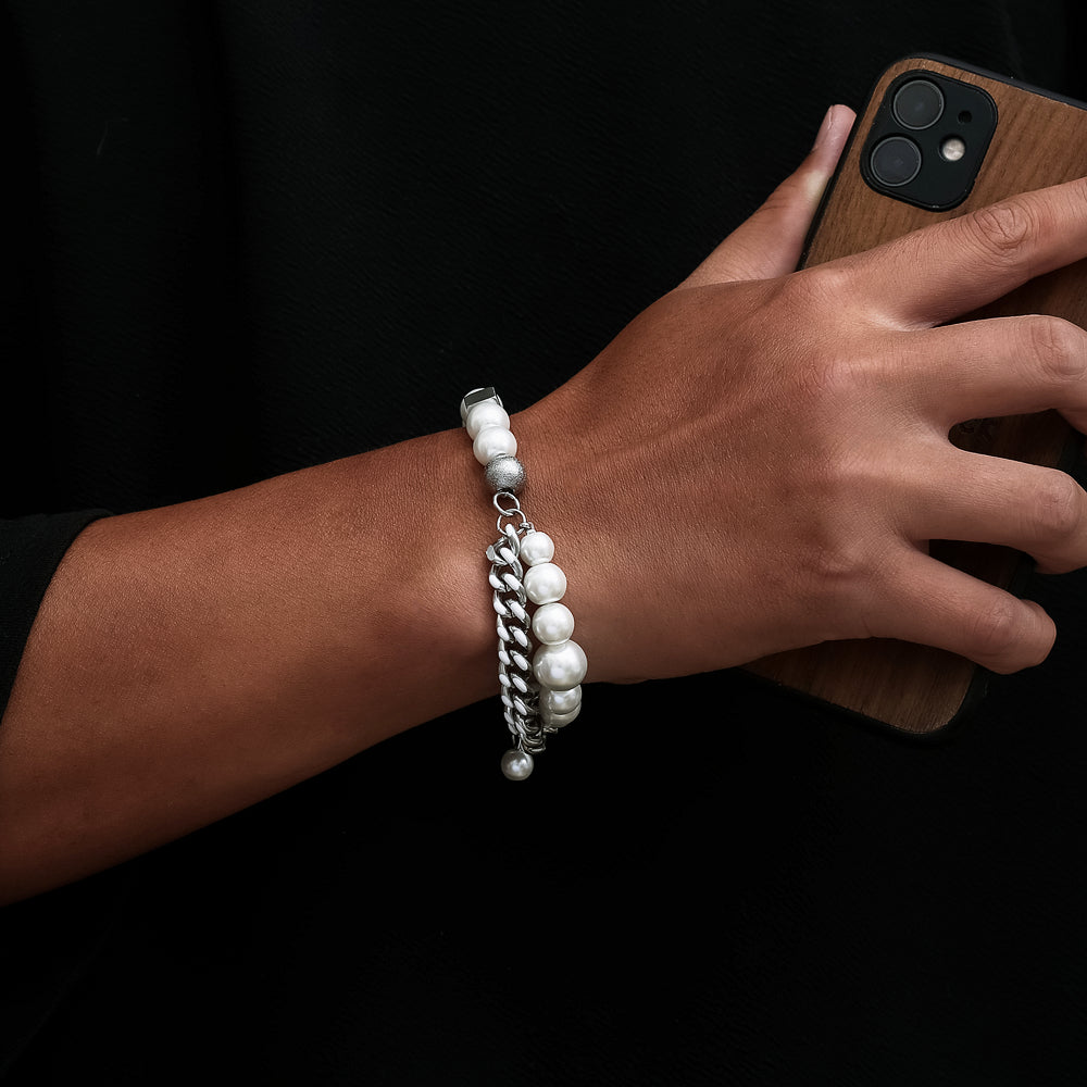 Handmade Pearl Bracelet For Women With PVD Coated 304 Stainless Steel And Artificial Pearl On Cuban Link Chain
