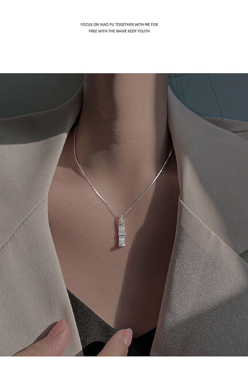 Exaggerated Silver Gem Necklace For Women Featuring Copper Pendant Material With Zirconia Inlay