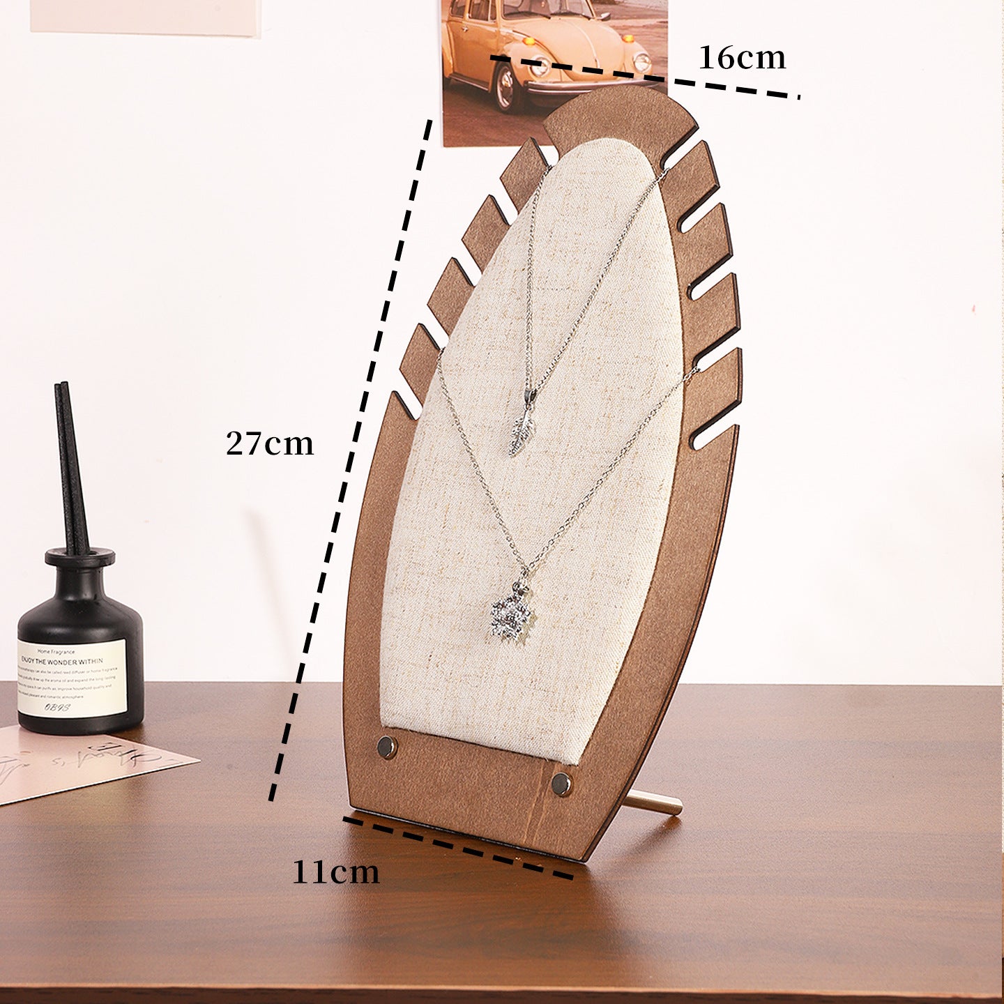 Modern Style Jewelry Set Featuring Brown Wood Material, Ideal For Jewelry Stand, Box, And Bag