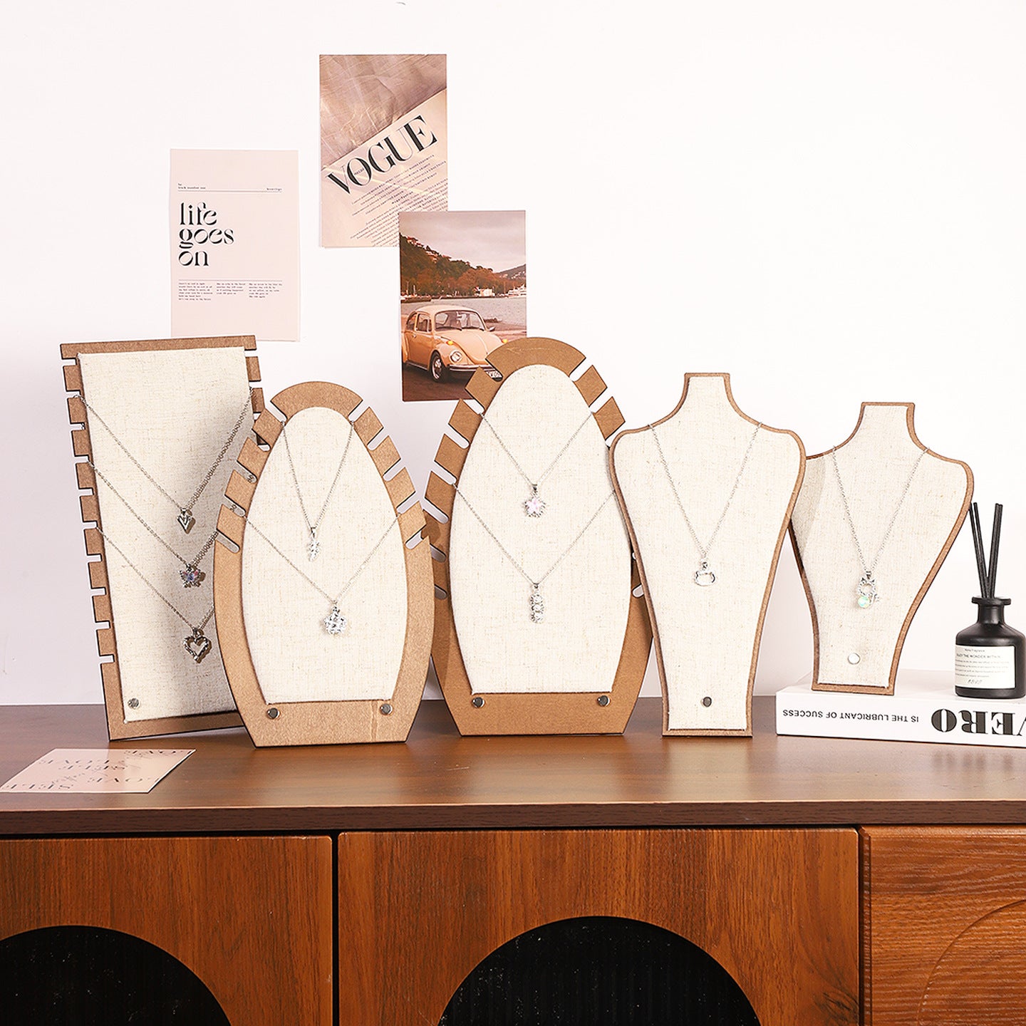 Modern Style Jewelry Set Featuring Brown Wood Material, Ideal For Jewelry Stand, Box, And Bag