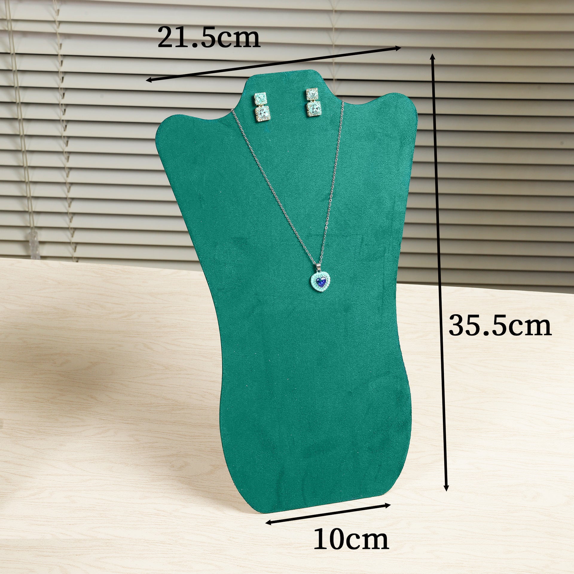 Casual Paper Jewelry Organizer In Dyed Black, Ideal For Storing Rings, Necklaces, And Earrings