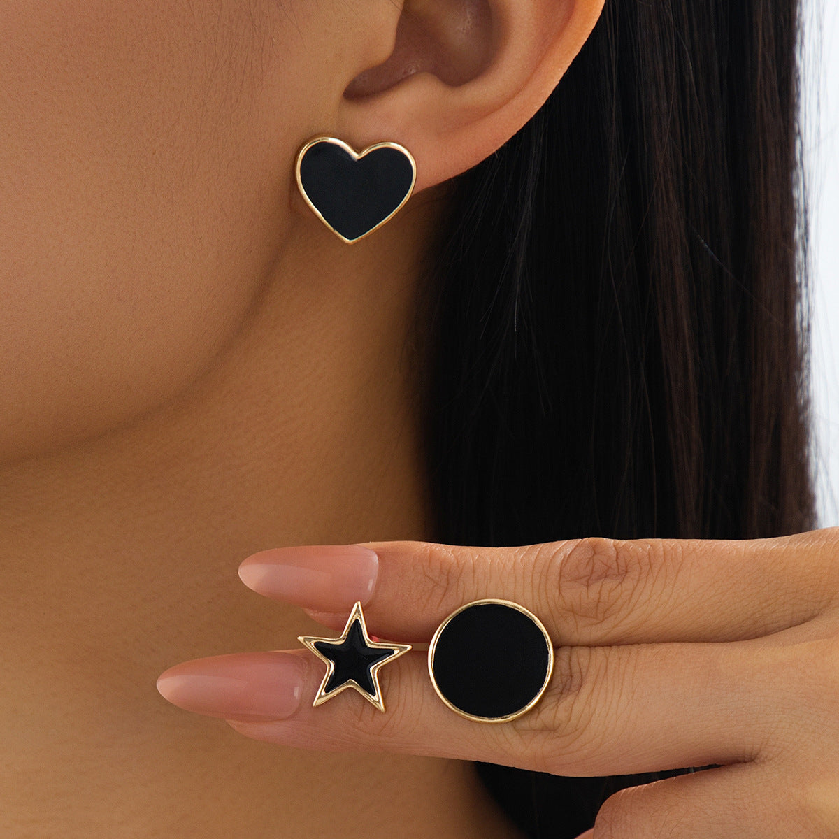 Heart Shape Stud Earrings In Simple Style With Electroplated Alloy And 304 Stainless Steel Posts For Women