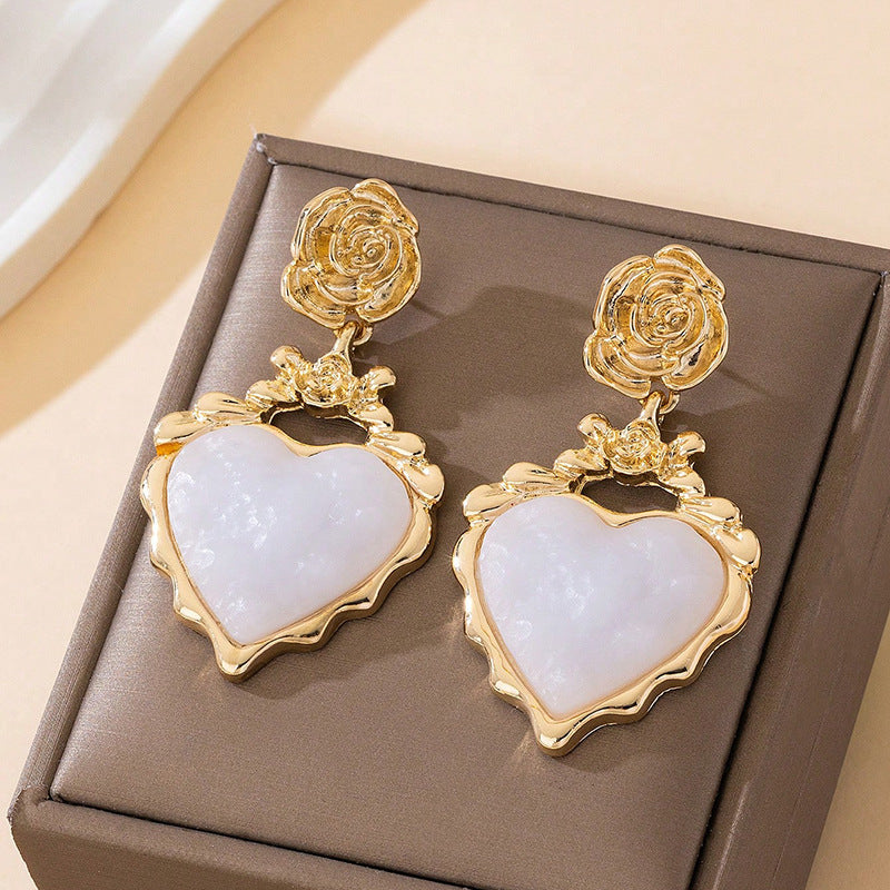 Elegant Heart Shape Stud Earrings For Women Featuring Electroplated Alloy With 304 Stainless Steel Posts