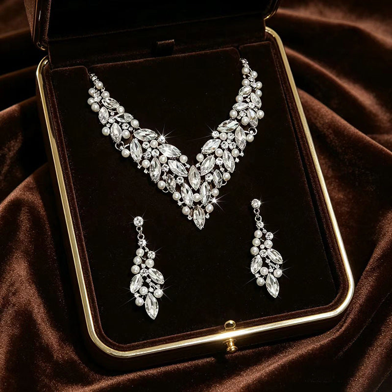 Exaggerated Star Jewelry Set For Unisex Featuring Electroplated Alloy With Zircon Inlay And Box Chain