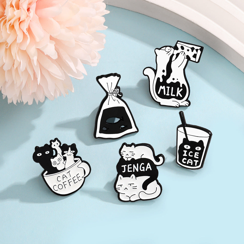Cat Pin Made Of Alloy Featuring Stoving Varnish Finish
