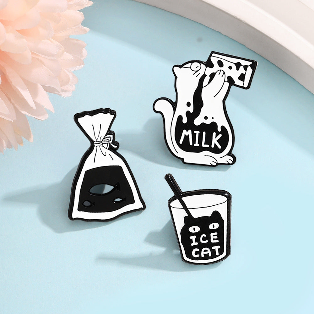 Cat Pin Made Of Alloy Featuring Stoving Varnish Finish