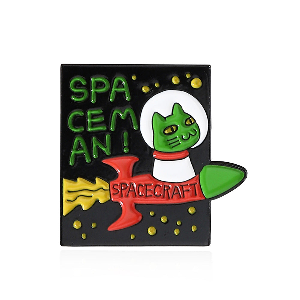 Cat Pin In Green Alloy Featuring Stoving Varnish Craftsmanship