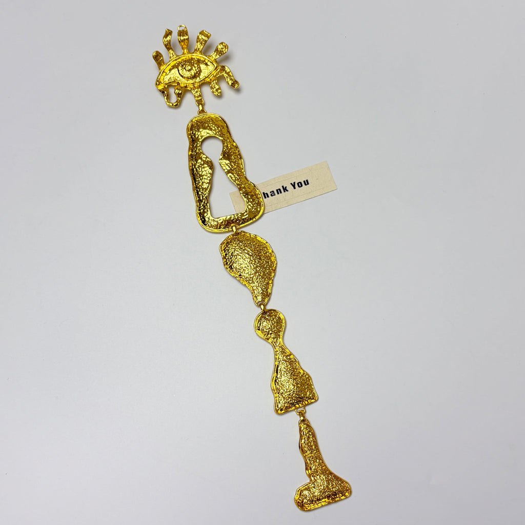 Gold Zinc Alloy Pin Featuring Electroplated Craftsmanship