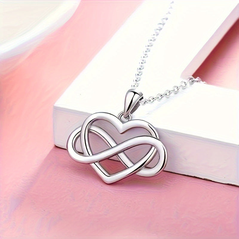Heart Shape Copper Pendant With Electroplated Finish, Jewelry Accessories Ideal For Birthday Gifts