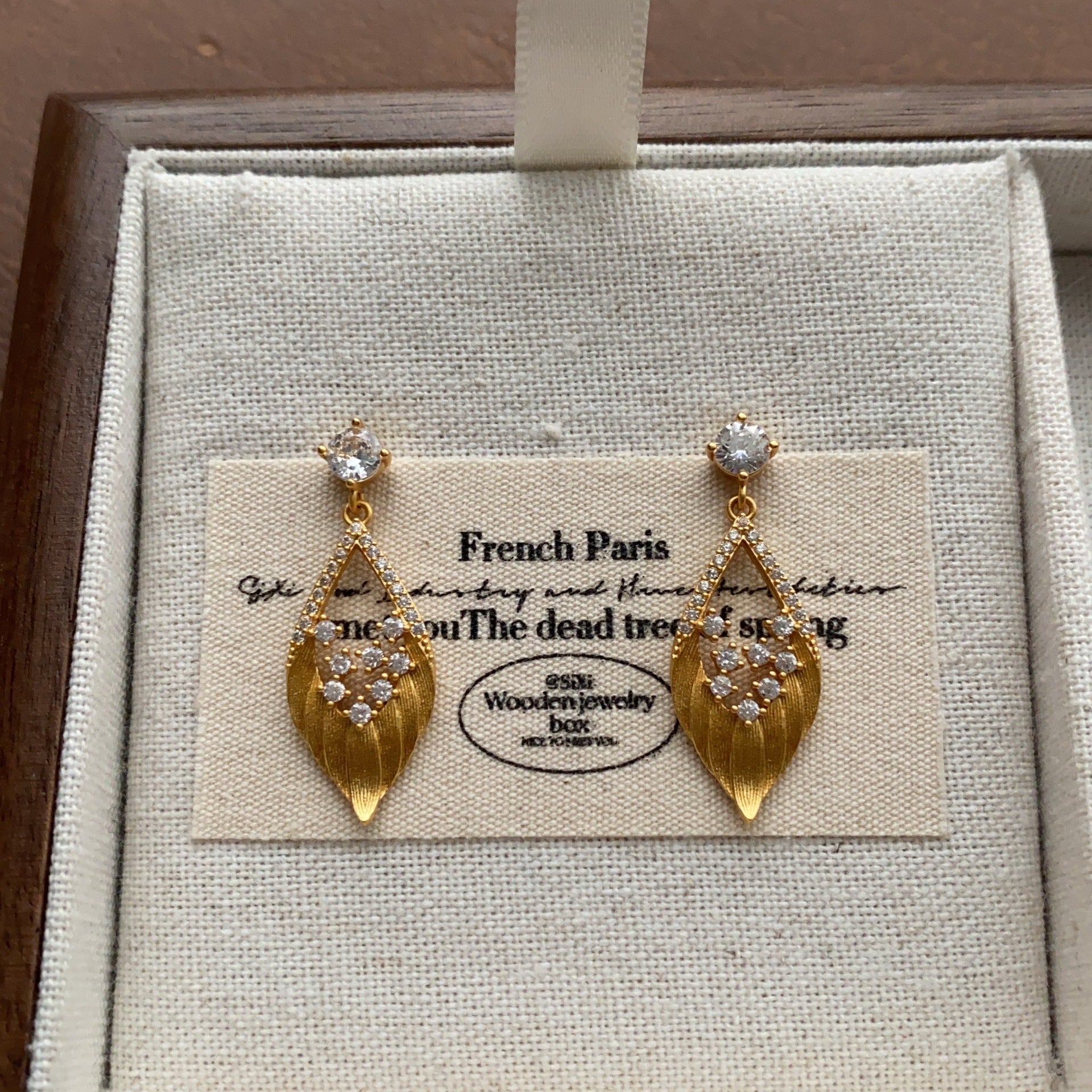 Leaf Drop Earrings For Women With 925 Sterling Silver Posts, Copper Base, And Golden Plated Electroplated Finish Featuring Rhinestones