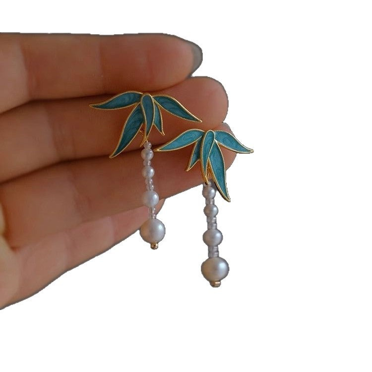 Leaves Stud Earrings For Women With Copper Posts, Electroplated Silver Plated Finish And Artificial Pearl Inlay