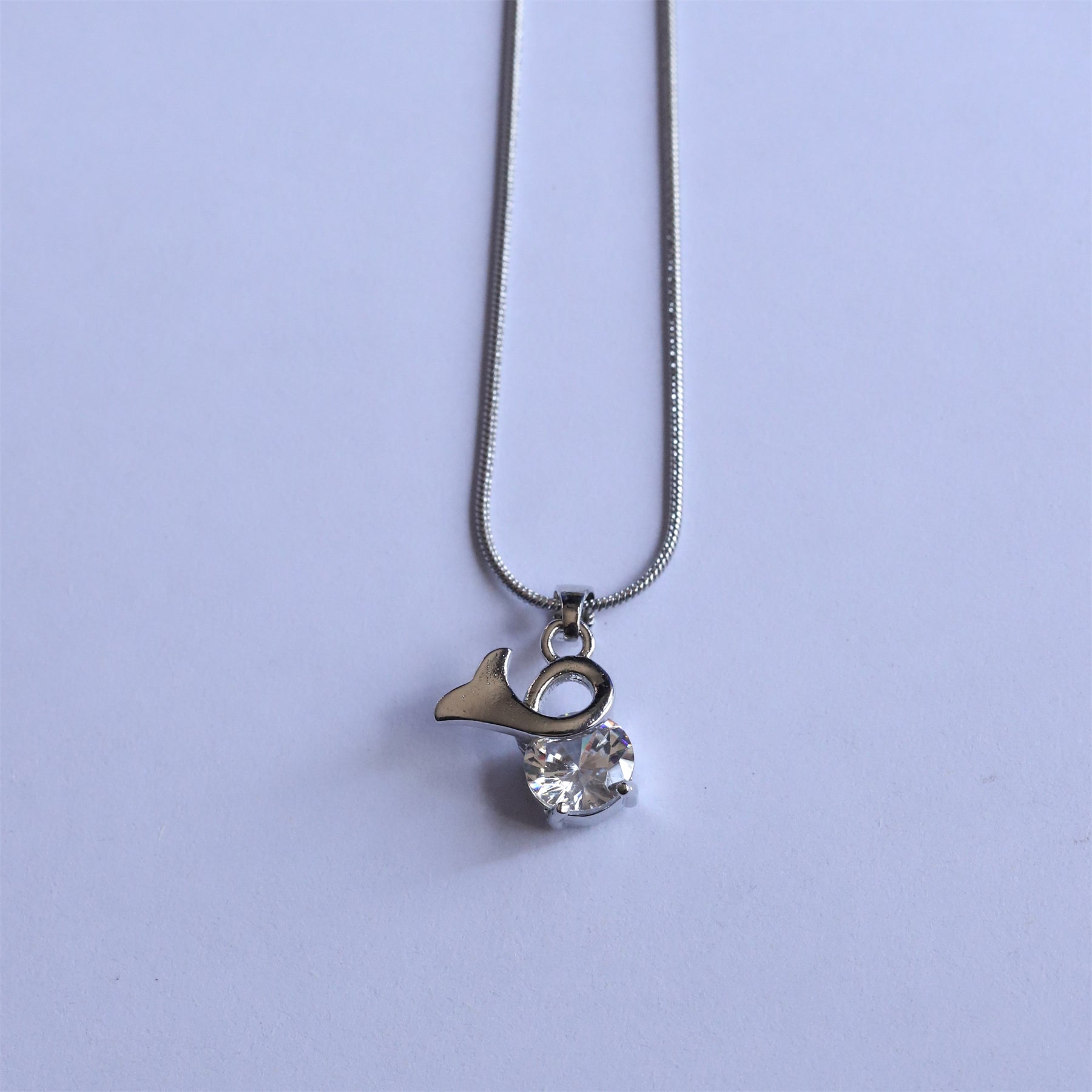 Geometric Waterproof Women's Necklace In 304 Stainless Steel With Platinum Plating, Zircon Inlay, Box Chain