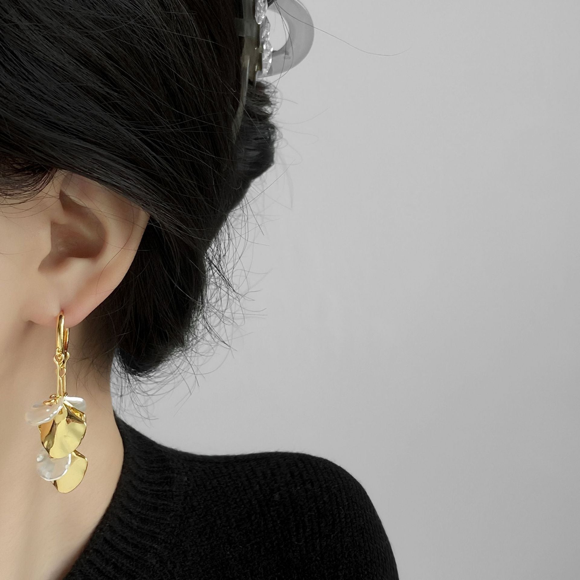 Elaborate Gold Leaves Earrings For Women With Copper Ear Pins And Acrylic Inlay Material