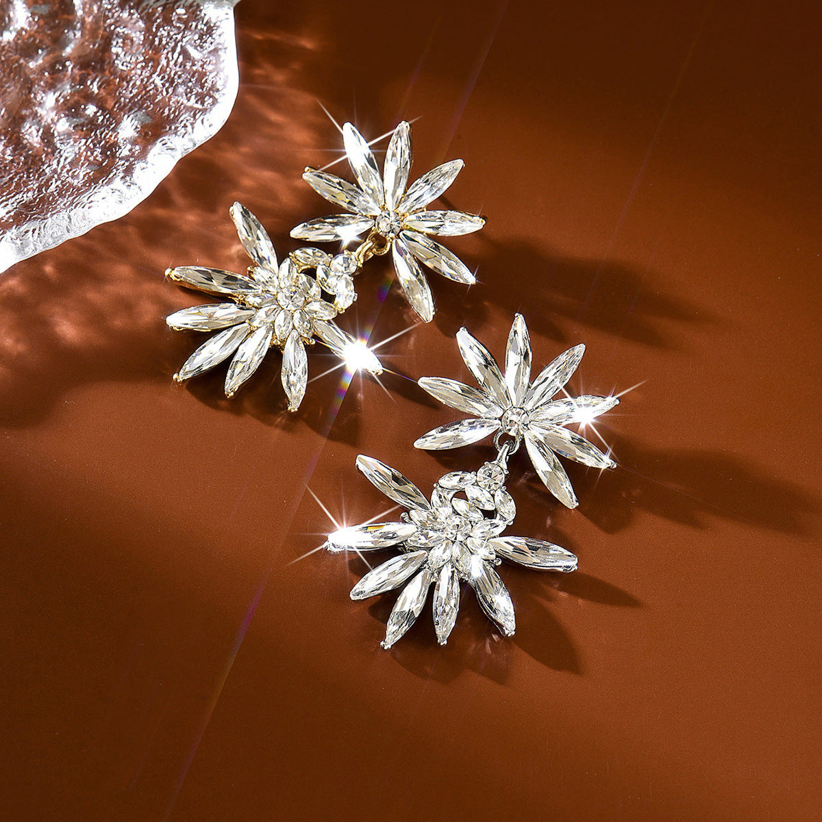 Exaggerated Leaves Tassel Earrings For Women In Red Zinc Alloy