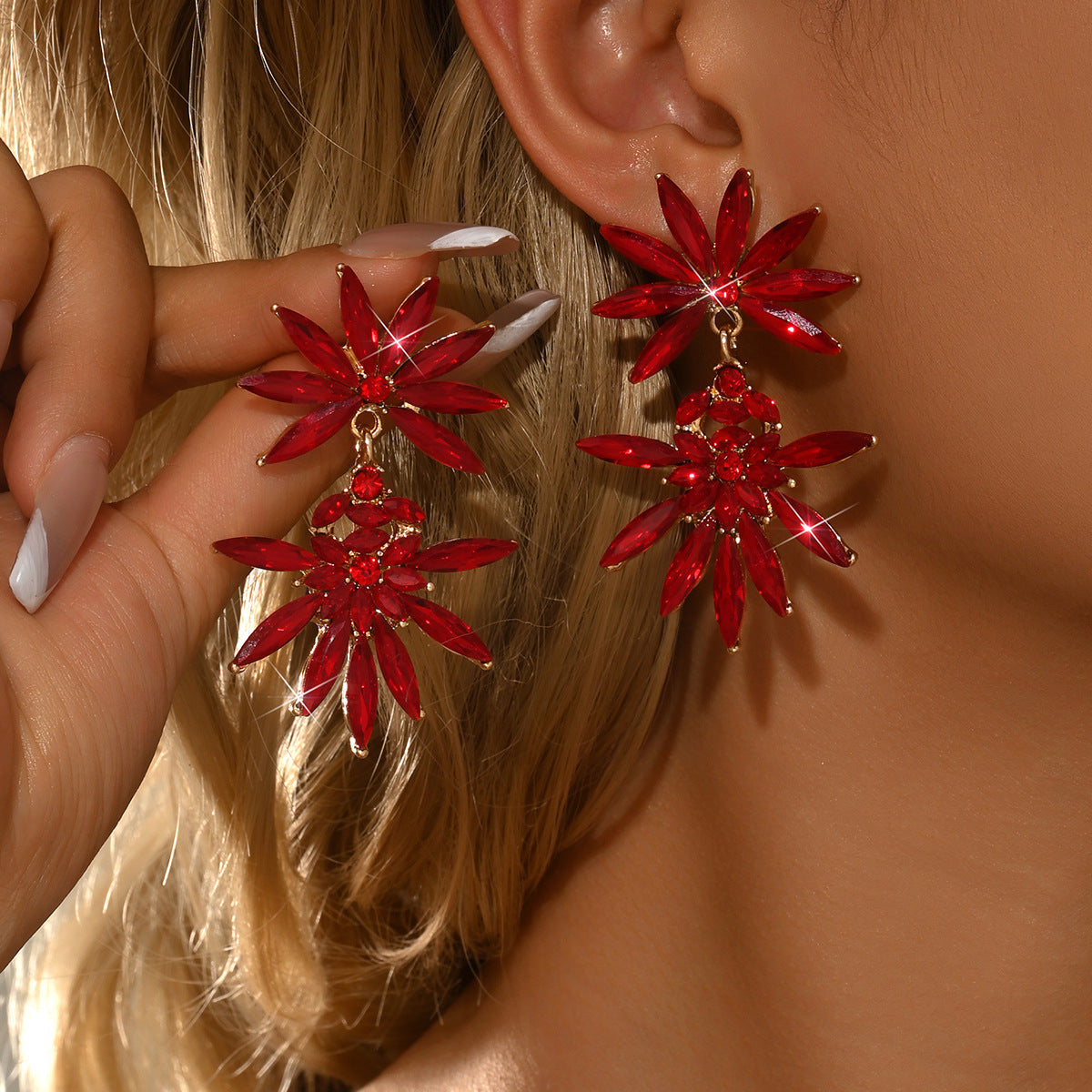 Exaggerated Leaves Tassel Earrings For Women In Red Zinc Alloy