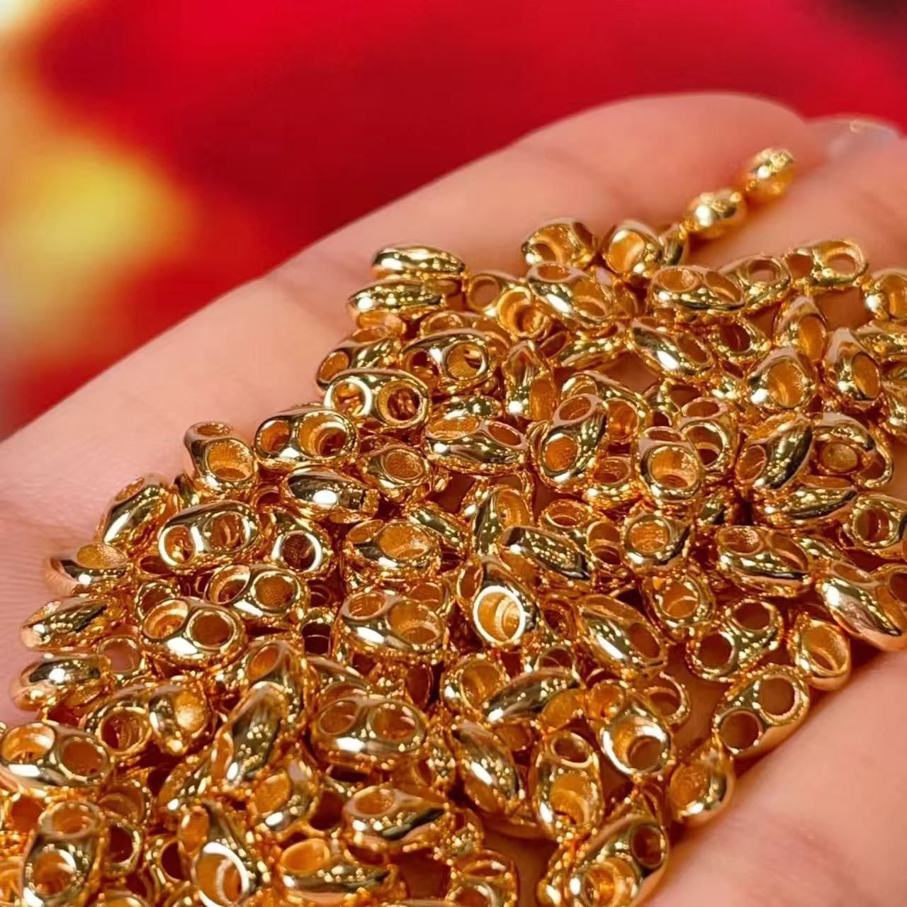 Handmade Polished Copper Chain Jewelry Accessory With 24K Real Gold Plated Electroplated Finish In Gold
