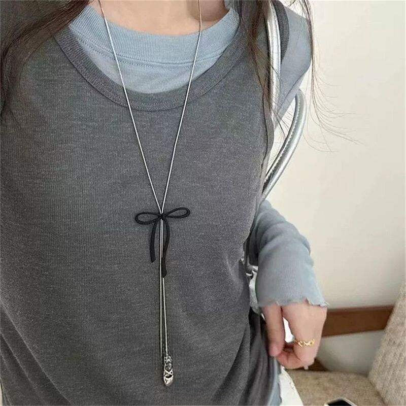 Ocean Silver Bohemian Sweater Chain Necklace For Women With Leather Rope Chain And Alloy Pendant