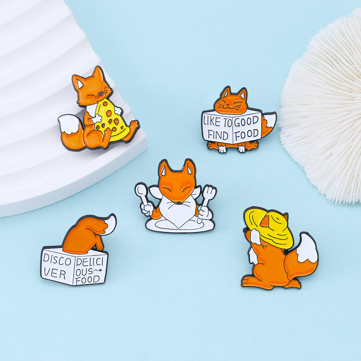 Fox Pin Made Of Alloy Featuring Stoving Varnish Craftsmanship