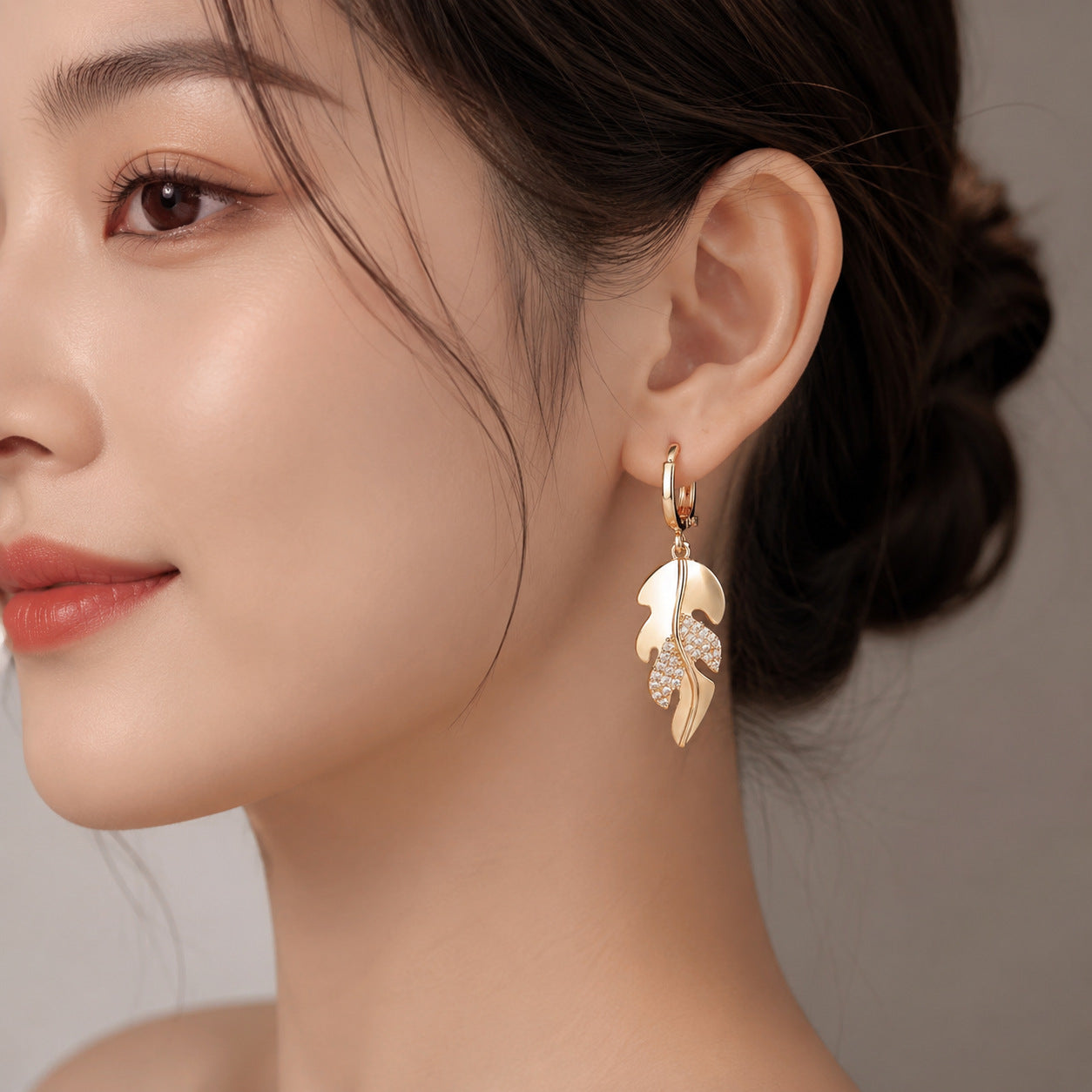 Leaves Earrings For Women Featuring Copper Ear Pins And Zircon Inlay