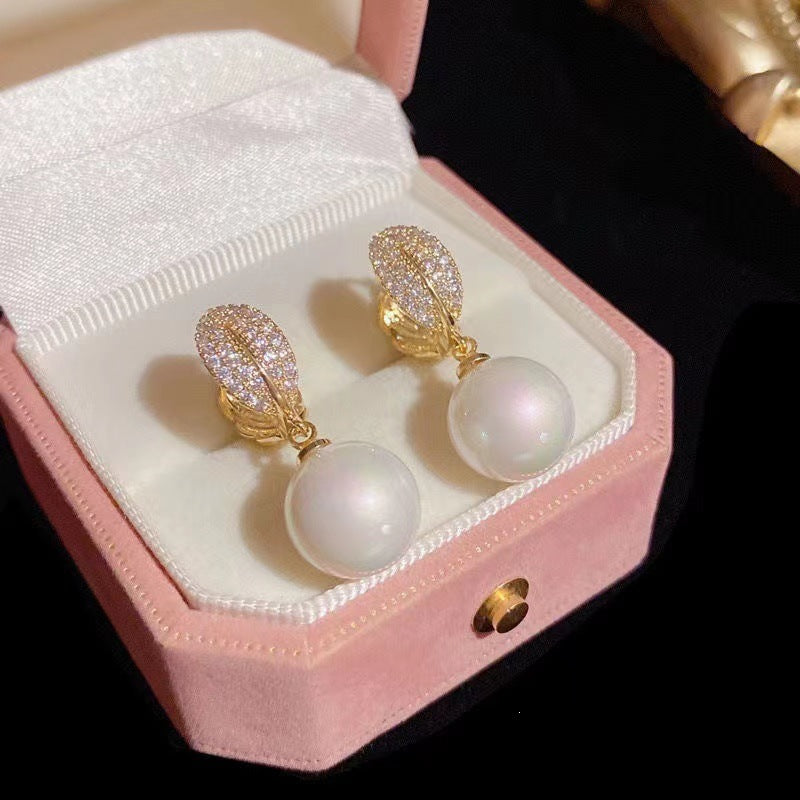 Elegant Leaves Earrings For Women With Bezel Setting In Alloy Featuring Zircon Inlay