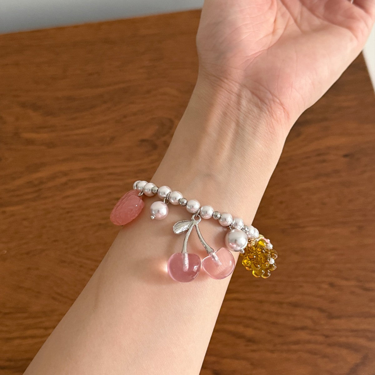 Cherry Beading Bracelets For Women In Sweet Style With Natural Pink Beading Material