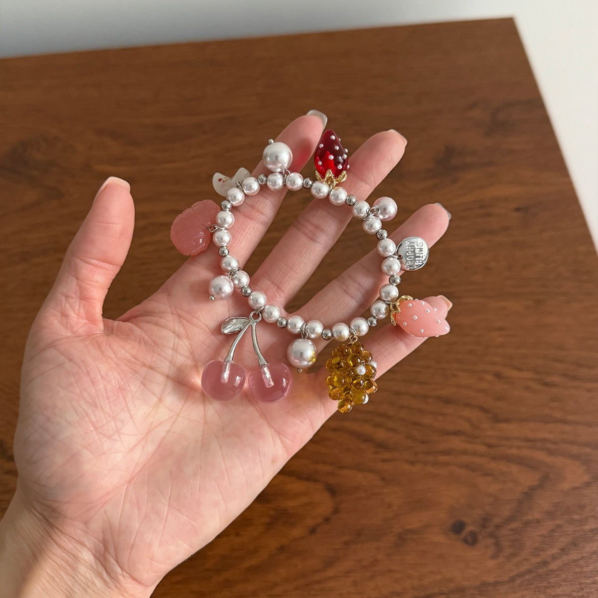 Cherry Beading Bracelets For Women In Sweet Style With Natural Pink Beading Material