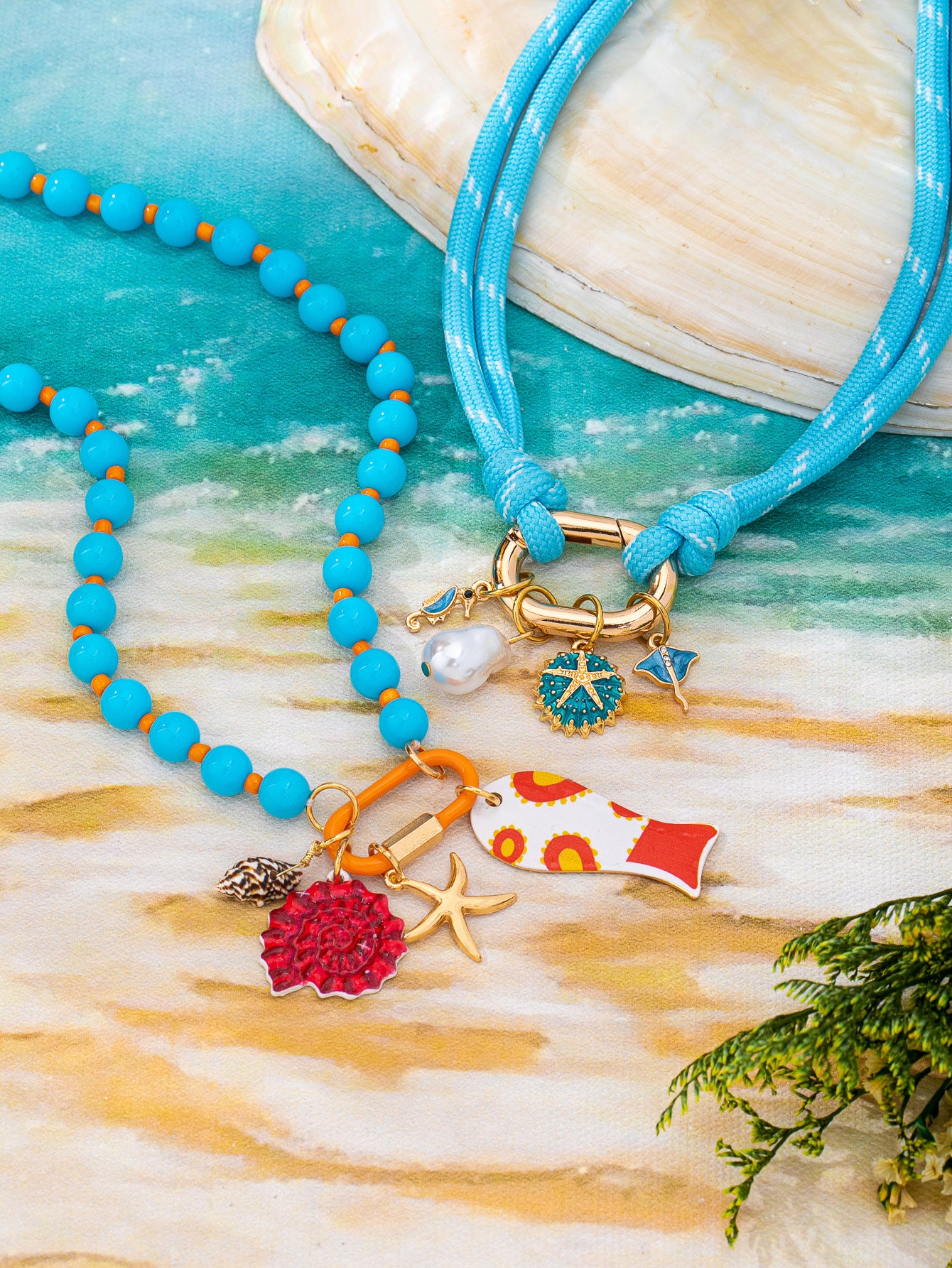 Marine Style Shell Necklace For Women With Sky Blue Rope Chain And Zinc Alloy Pendant
