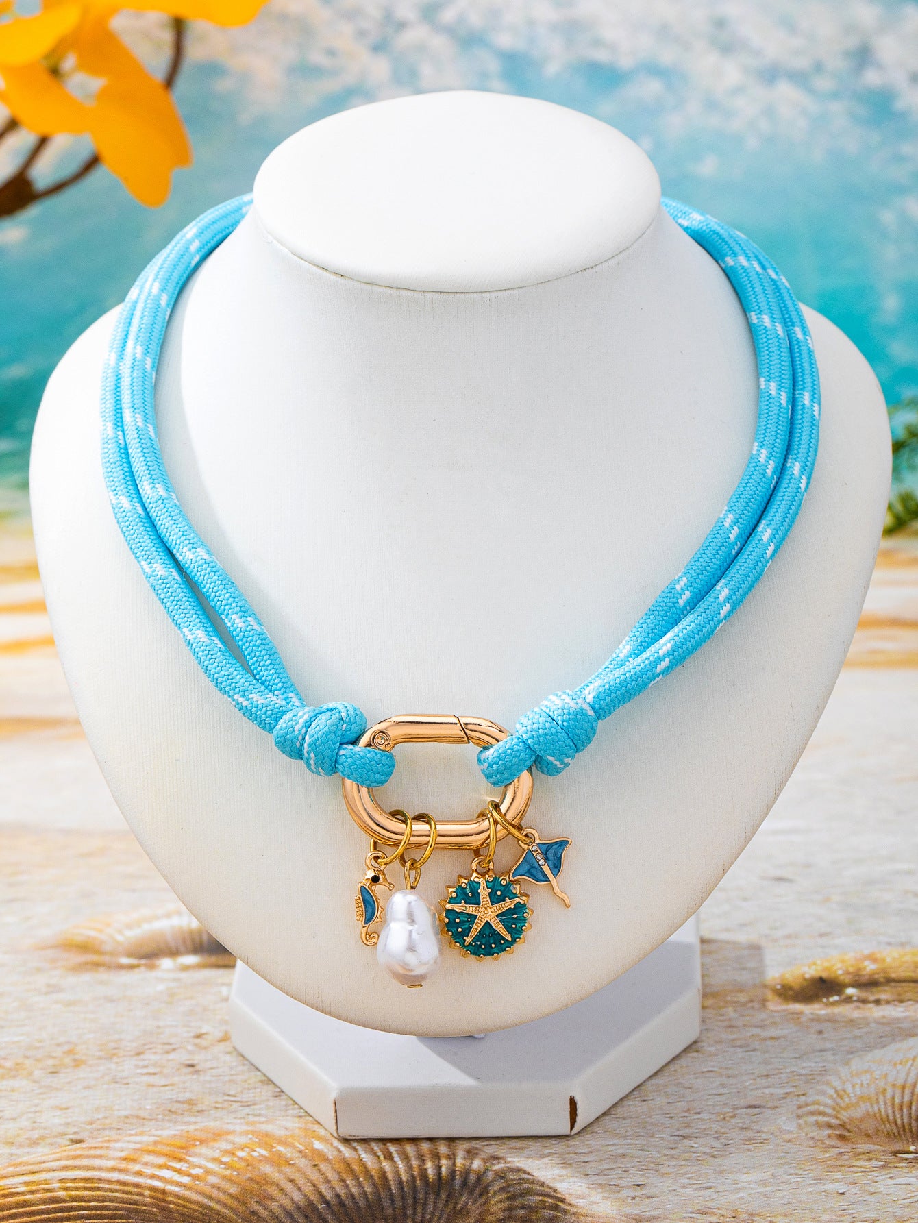 Marine Style Shell Necklace For Women With Sky Blue Rope Chain And Zinc Alloy Pendant