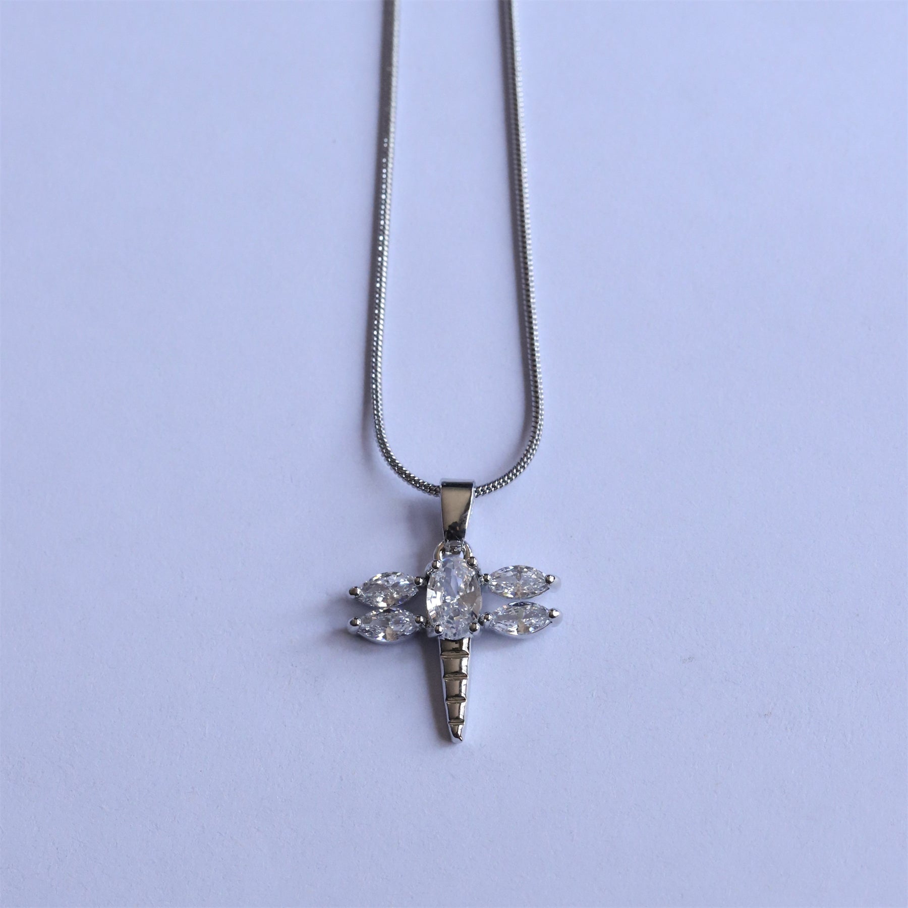 Geometric Waterproof Women's Necklace In 304 Stainless Steel With Platinum Plating, Zircon Inlay, Box Chain