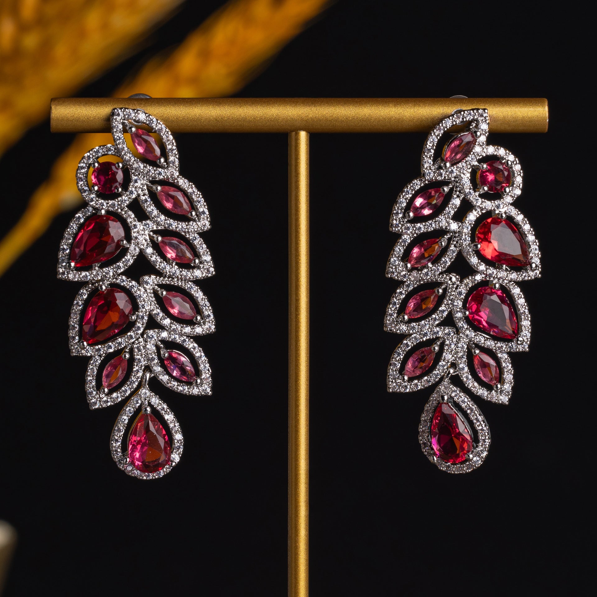 Leaf Drop Earrings For Women In Simple Style With Copper Ear Pins And Zircon Inlay