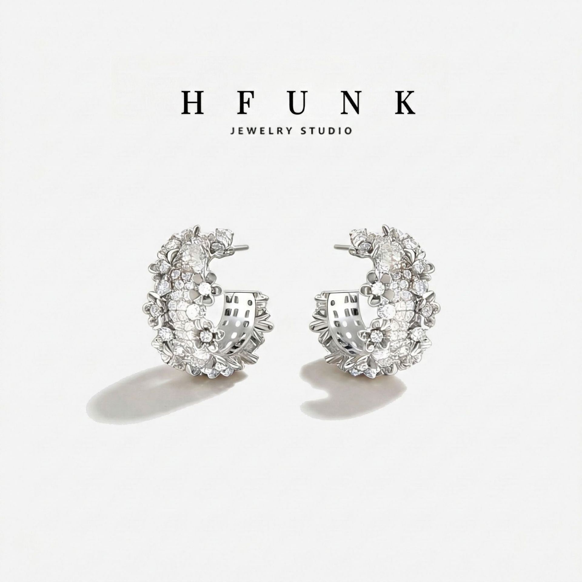 Luxurious Flowers Stud Earrings For Women With 925 Sterling Silver Pins And Zircon Inlay In Copper
