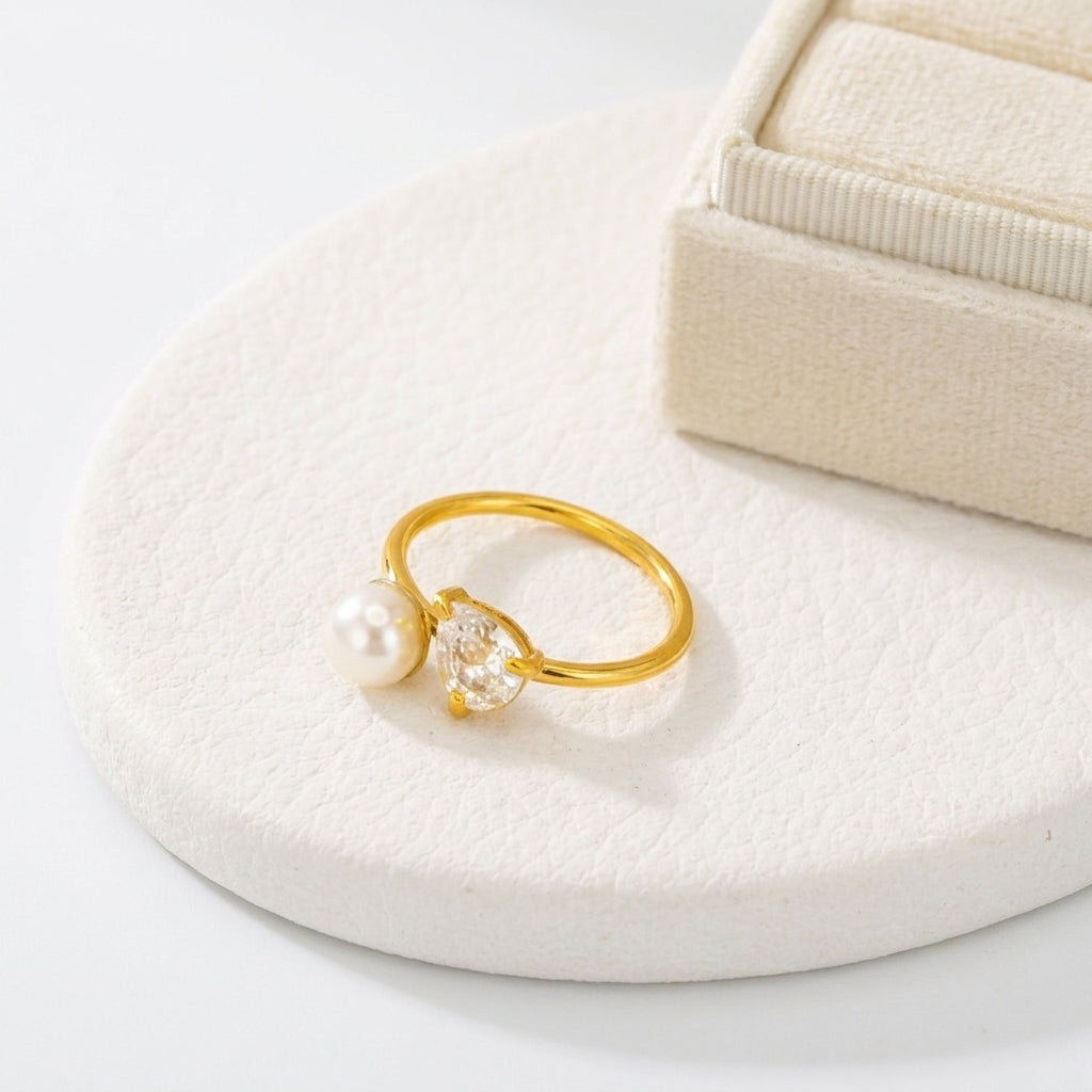 Geometric Electroplated Rings For Women In 304 Stainless Steel With 18K Real Gold PVD Coating And Artificial Pearl Inlay