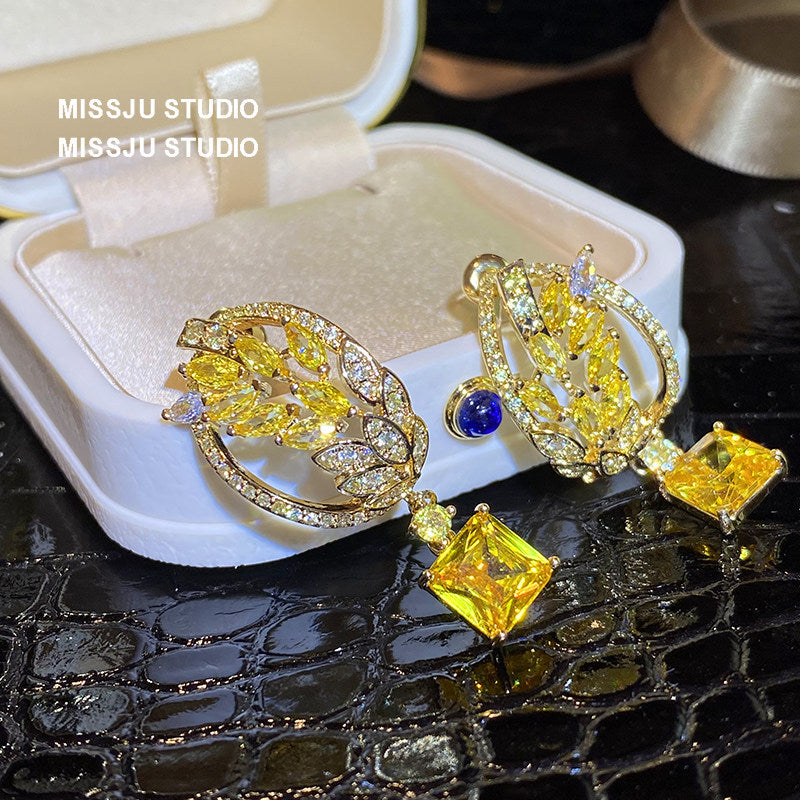 Grain Pattern Yellow Earrings For Women Featuring Copper Material And 925 Sterling Silver Ear Pins With Zircon Inlay